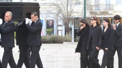 Μαρινέλλα οικογένεια κηδεία