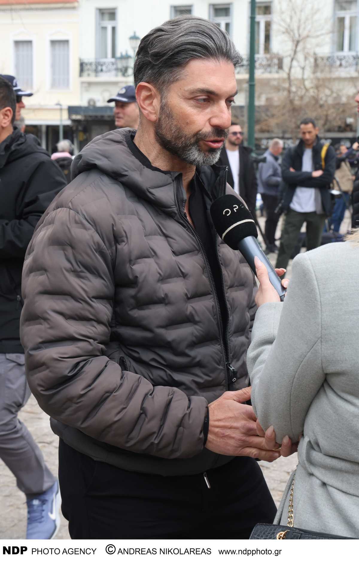 Ο Μαρτίκας στην κηδεία της Μαρινέλλας