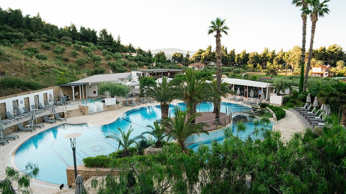 lagomandra hotel