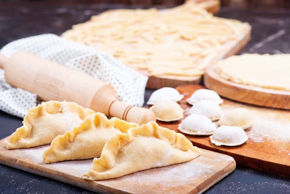 Στην Αντίπαρο φτιάχνουν ραφιόλια