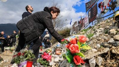 Ιστορική απόφαση για τα Τέμπη: Ευθύνες στο Δημόσιο και αποζημίωση 400.000 ευρώ στους συγγενείς θύματος