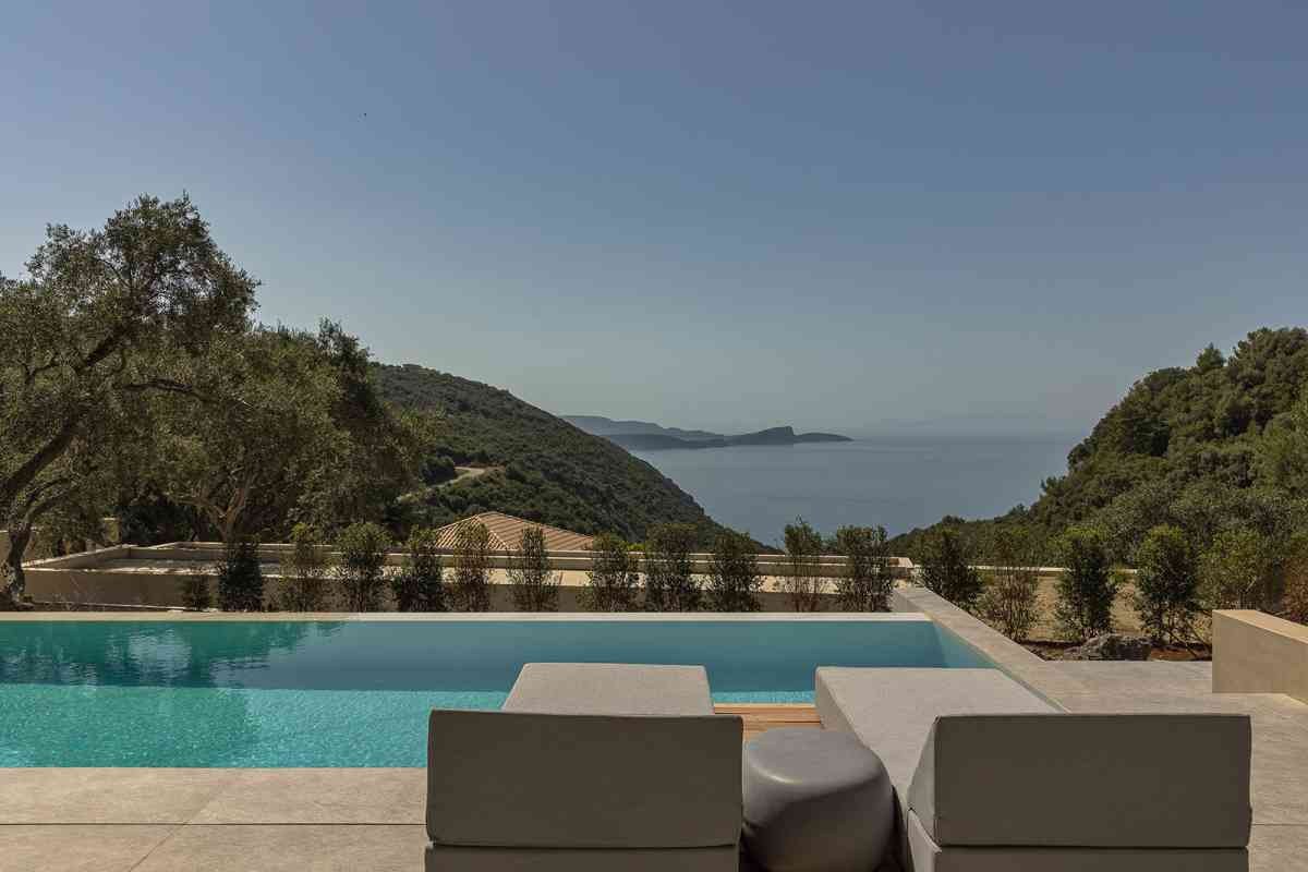 Monalia Luxury Suites