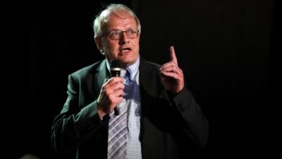 Άκης Τσελέντης