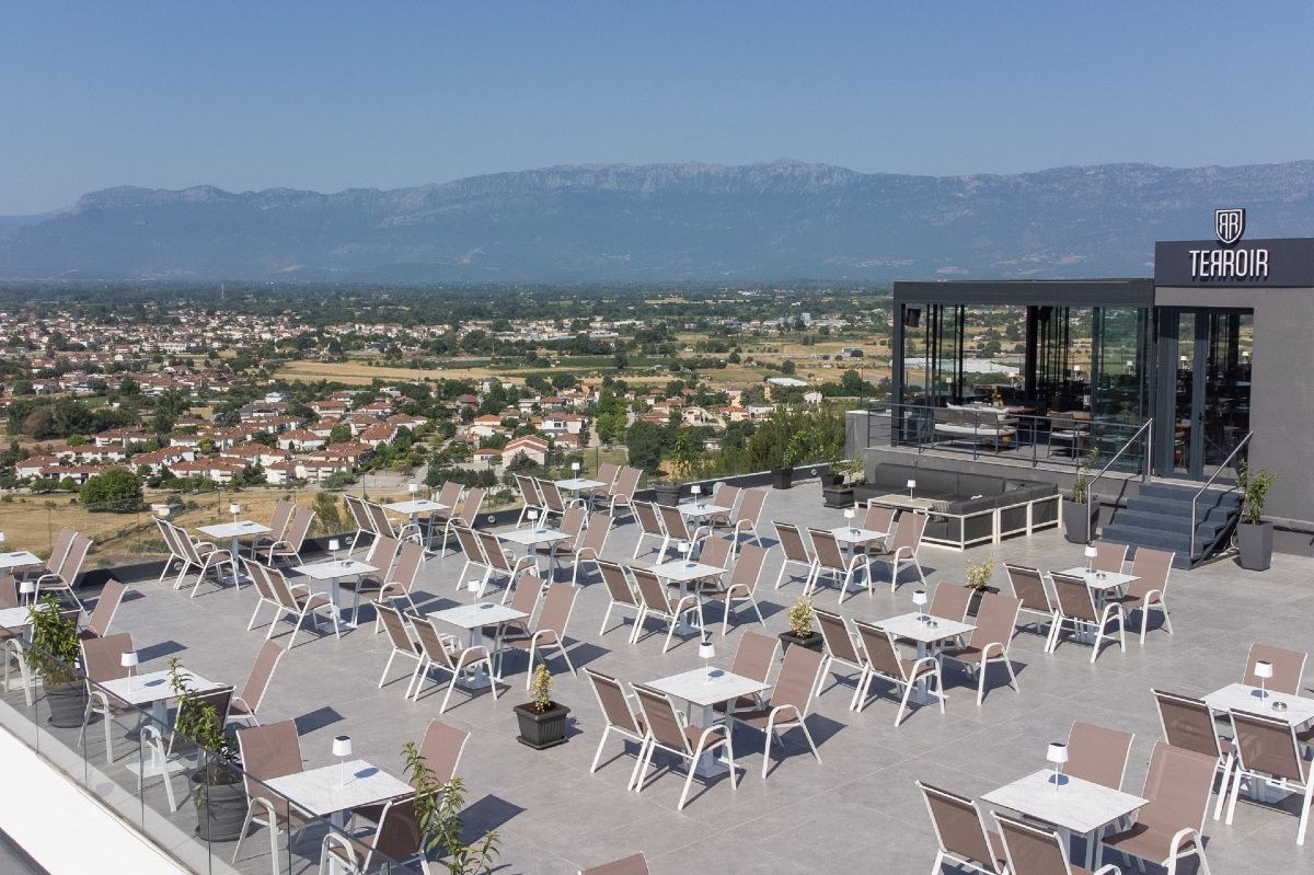 Ananti Resort & Spa: Το πιο καλοκαιρινό luxury escape λίγο έξω από τα Τρίκαλα