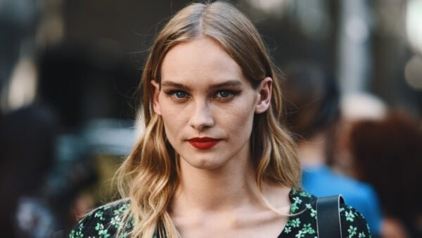 καπέλο στο street style