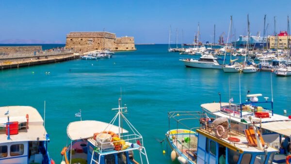 Ηράκλειο Κρήτης: Μεσογειακός παλμός και κρητική φιλοξενία