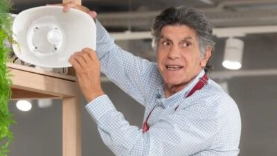 Γιάννης Μπέζος Σούπερ ήρωες