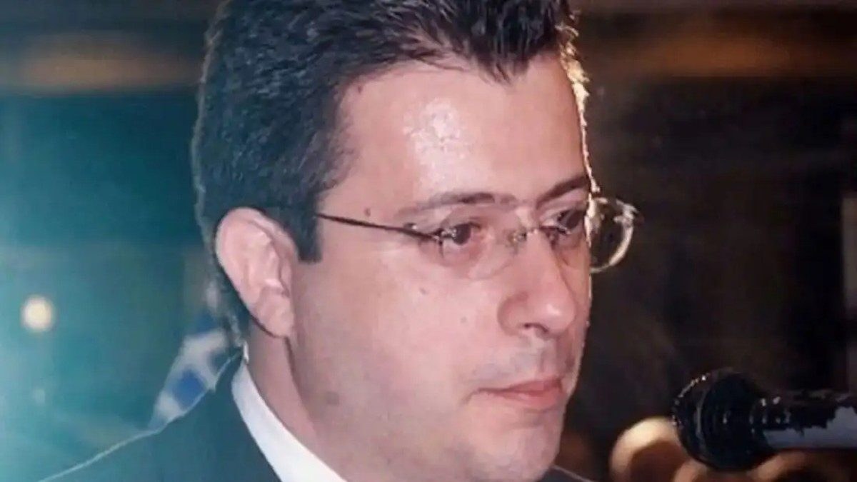 Νίκος Παπαδάκος