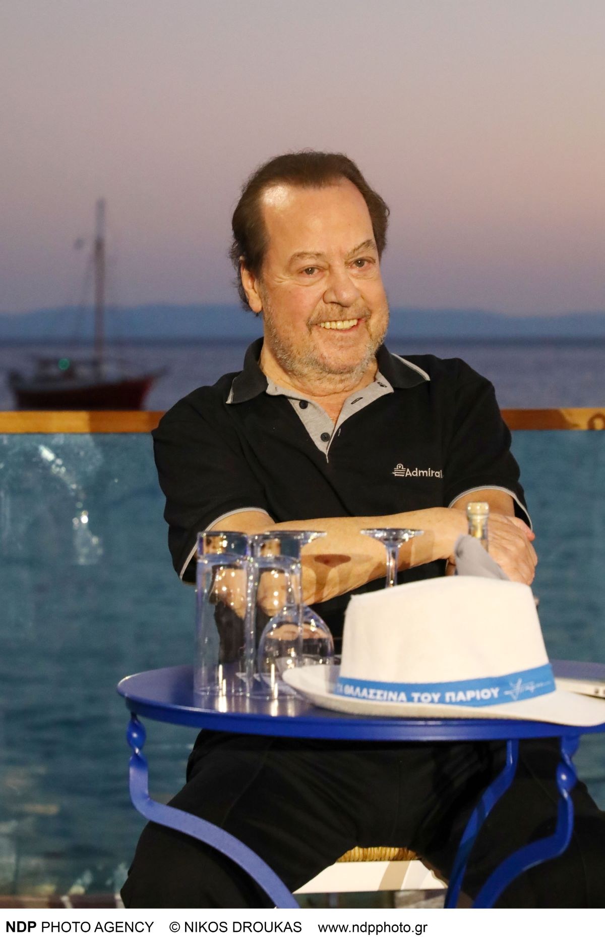 Γιάννης Πάριος