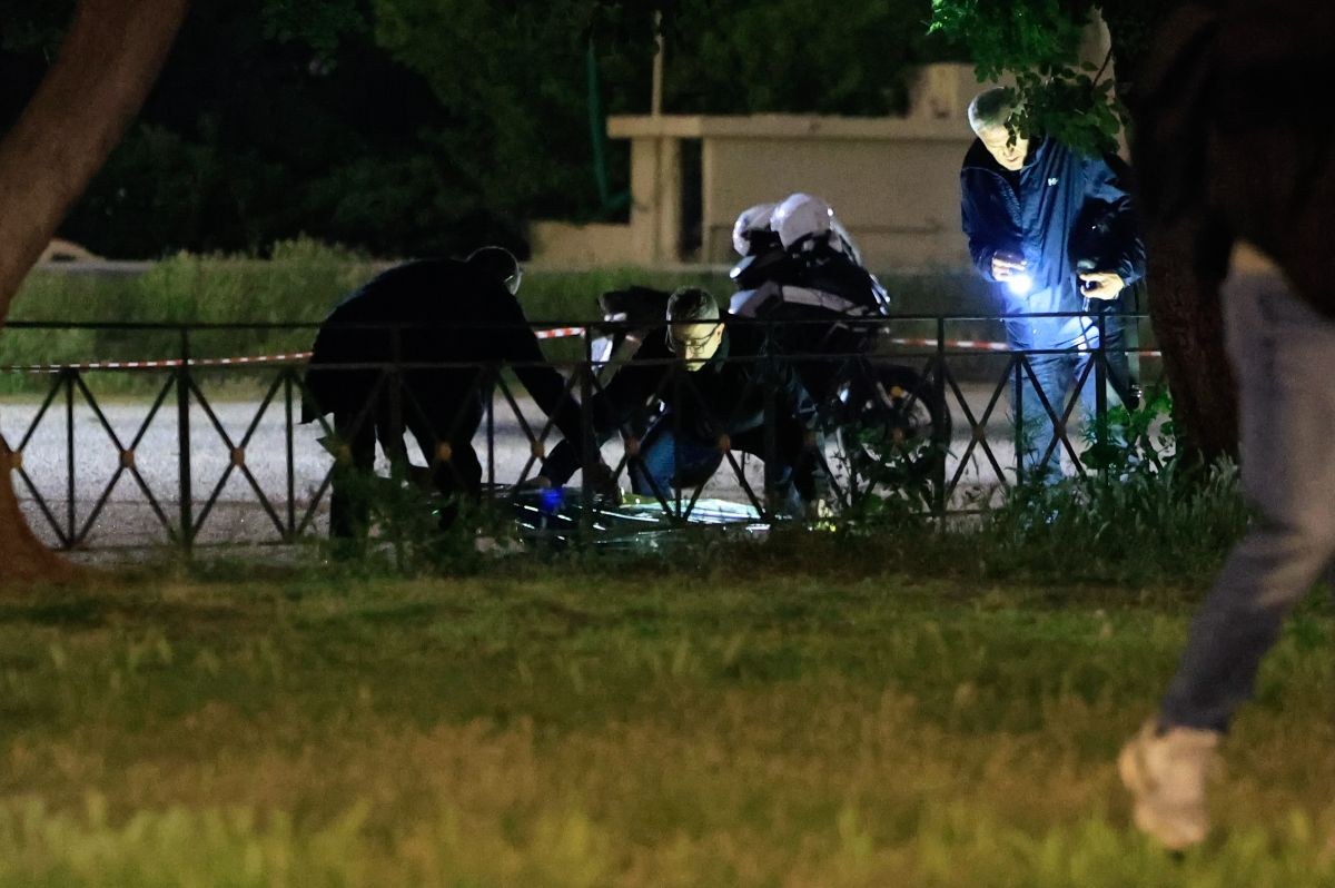 Άγιος Δημήτριος: Το φρικιαστικό παιχνίδι της μοίρας - Τι συνέβη με τον πατέρα του 25χρονου που βρέθηκε νεκρός στο πάρκο