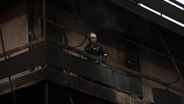 Φωτιά στο Ίλιον