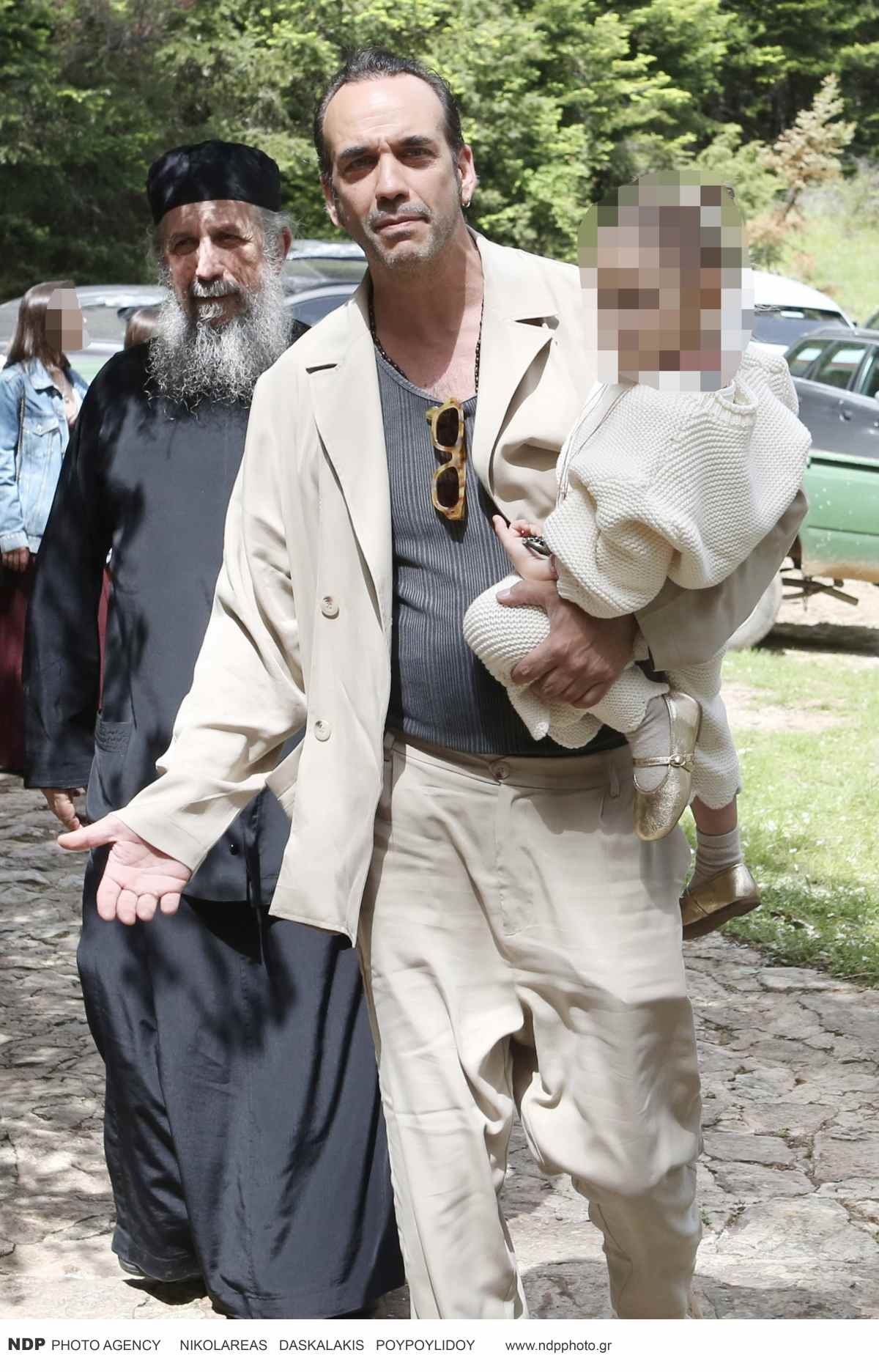 Μουζουράκης