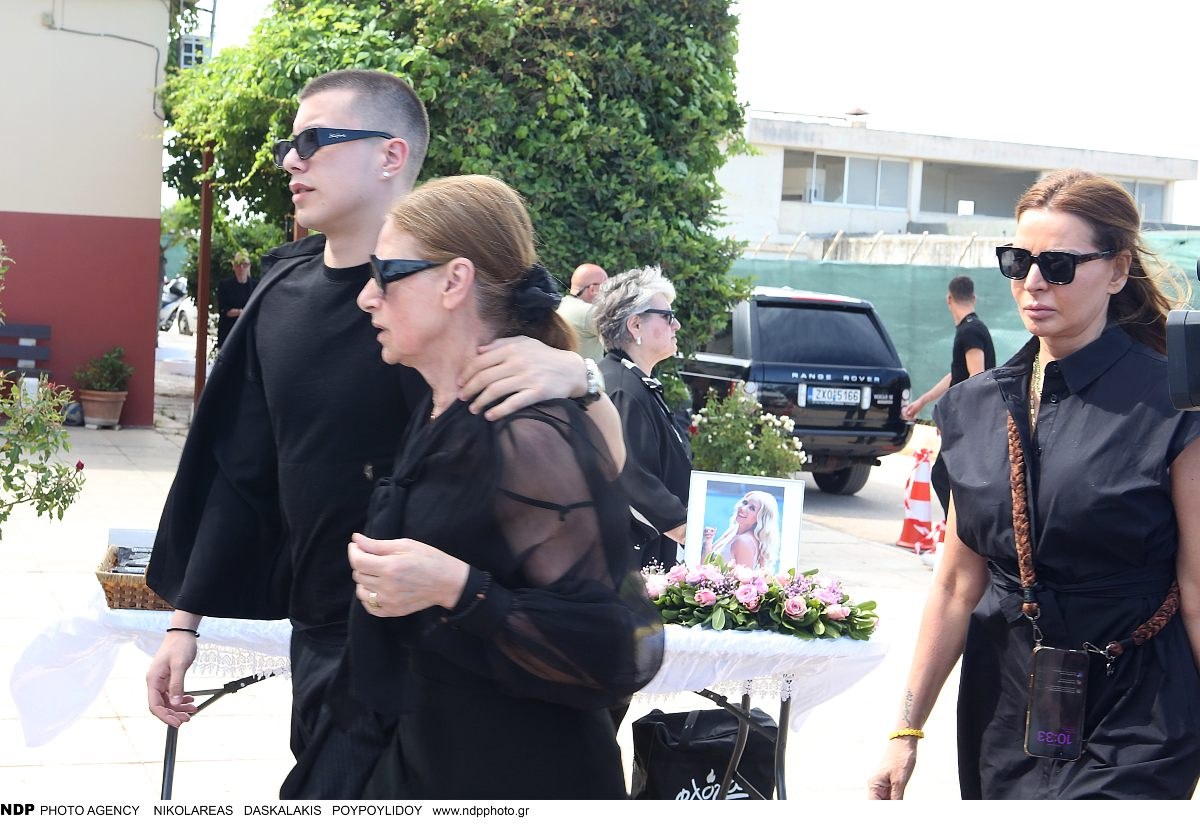Λούλα Μαστροκώστα