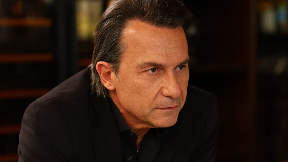 Να μ'αγαπάς Άγγελος