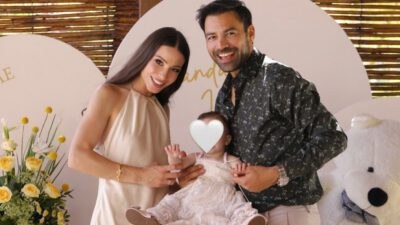 Στιγμιότυπο από τη βάφτιση της κόρης του Ανδρέα Γεωργίου και της Σιμώνης Χριστοδούλου