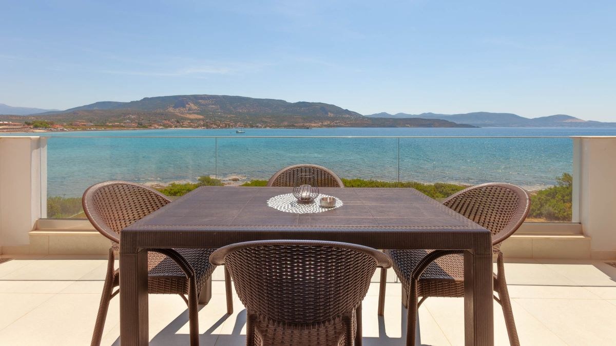 latsis suites