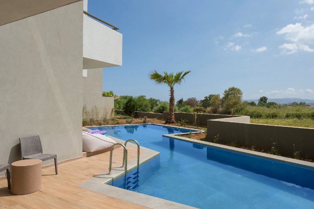 Πισίνα και ιδιωτικότητα στο Mare Village Crete στη Γεωργιούπολη