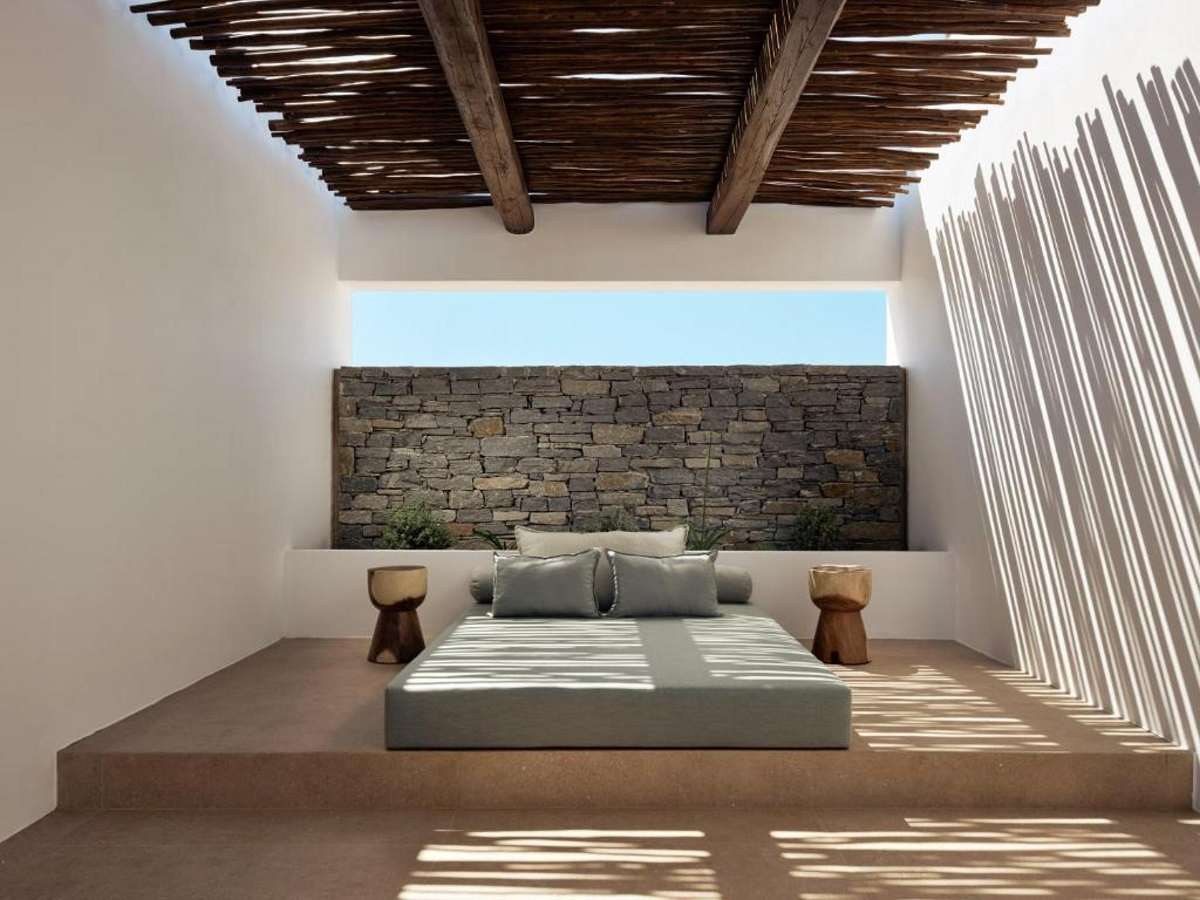 Orosea Paros