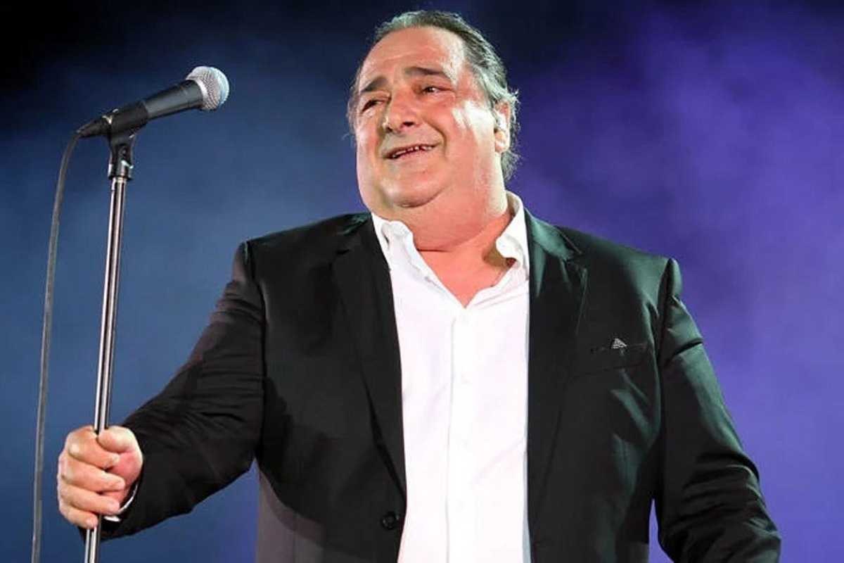 Βασίλης Καρράς