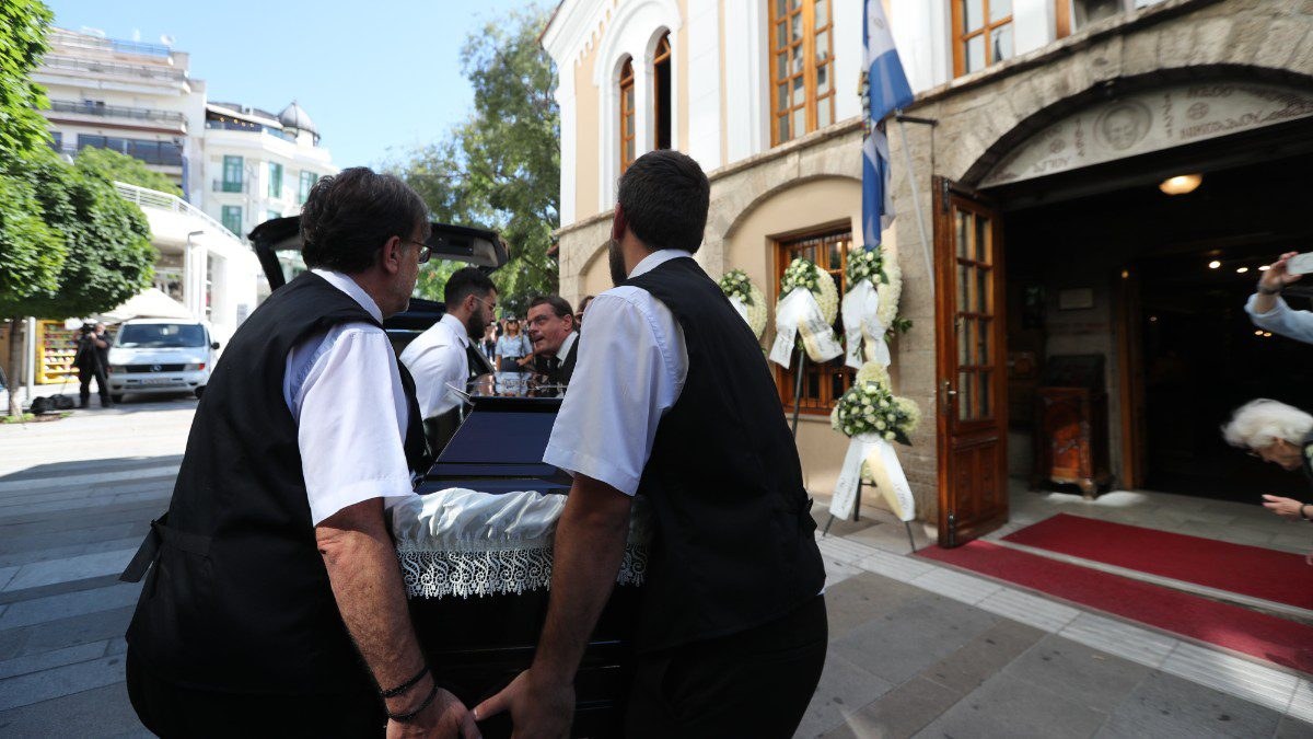 Κηδεία Βάγια Νέστορα