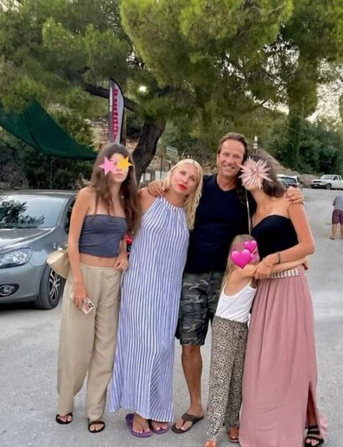 Μενεγάκη κόρες