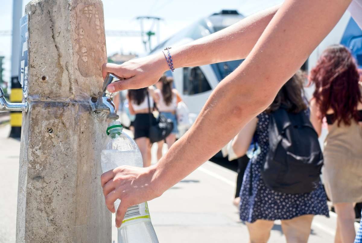 Νερό στον καύσωνα