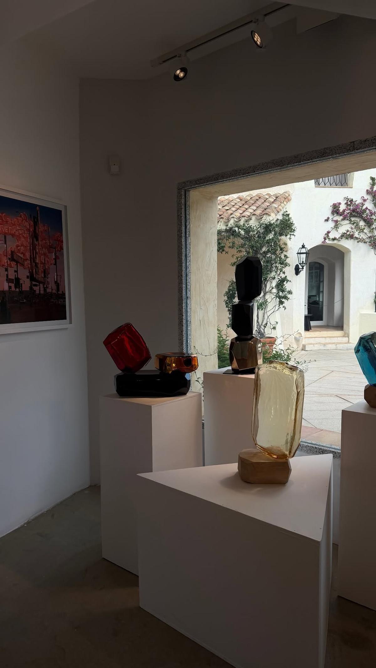 Αμαλία Κωστοπούλου: Με κόκκινο μπικίνι σε γιοτ – Η νέα υπερπολυτελής ζωή μετά τον γάμο (φωτογραφίες)