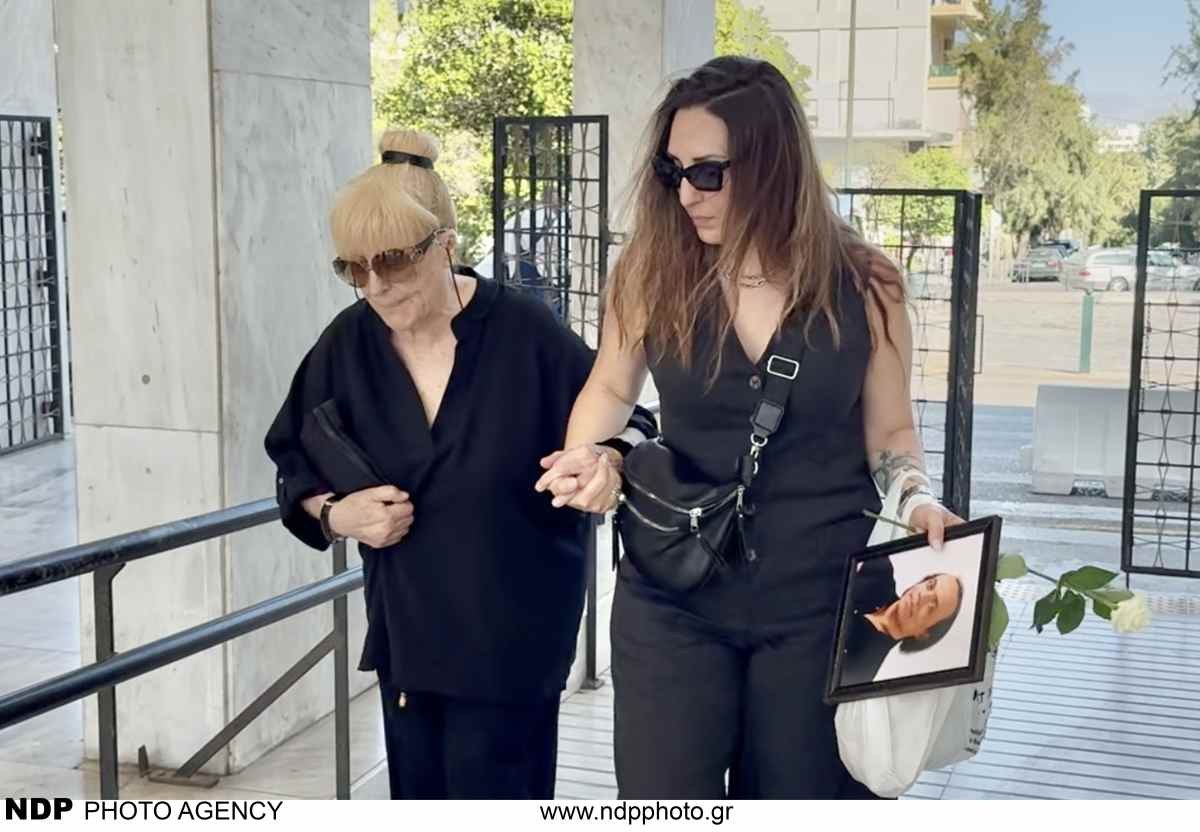Σύζυγος Λάκη Χαλκιά
