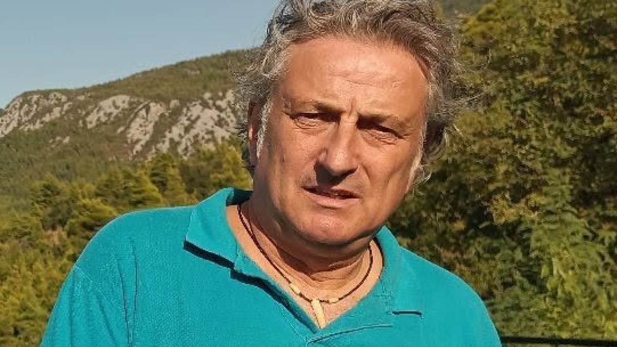 Νάσος Κομιανός