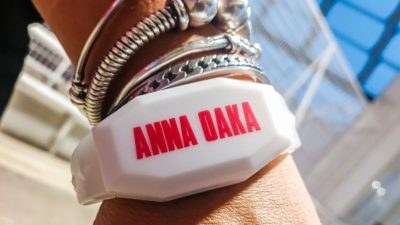 Άννα Βίσση βραχιολάκια