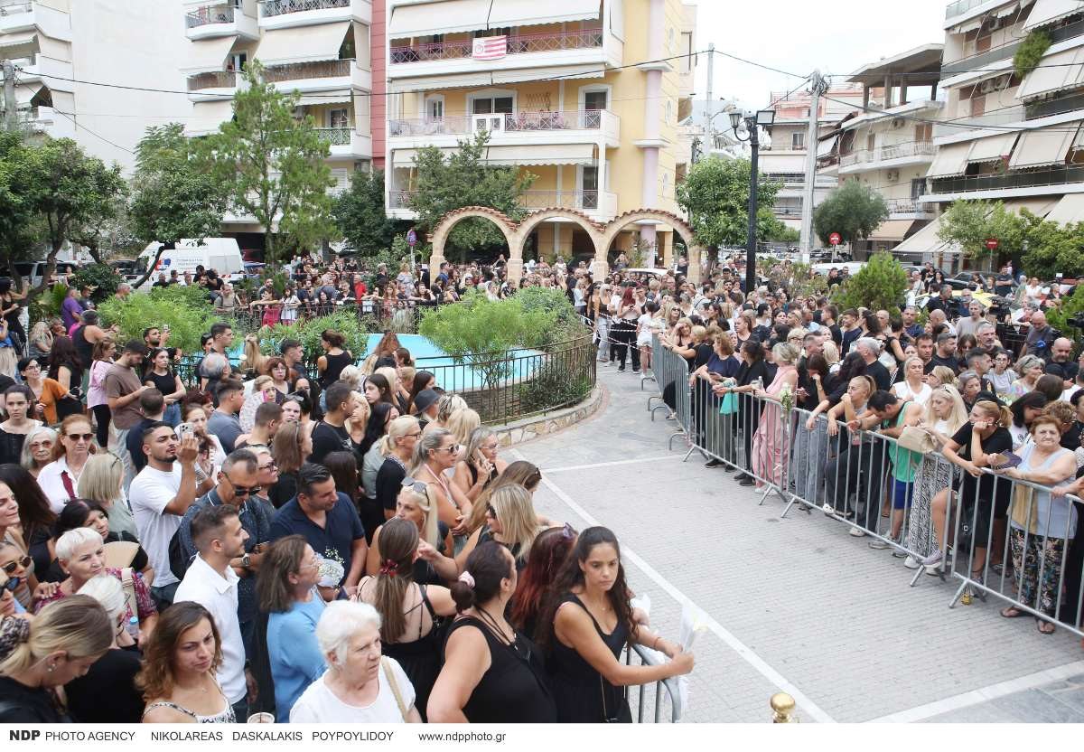 Γιώργος Μαζωνάκης