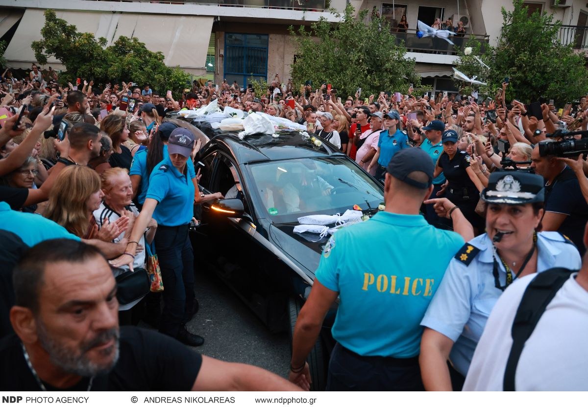 Γιώργος Μαζωνάκης
