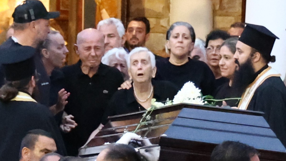 Μαζωνάκης