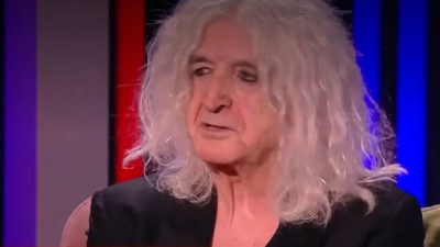 Νίκος Καρβέλας