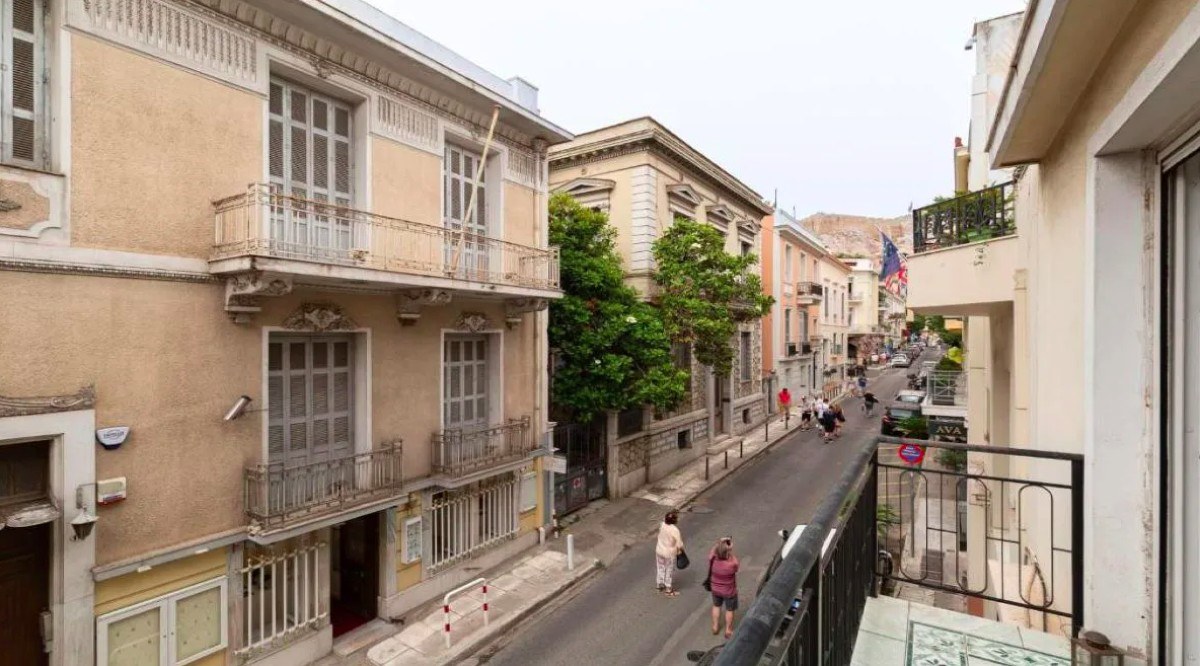 Το rbnb στη Πλάκα