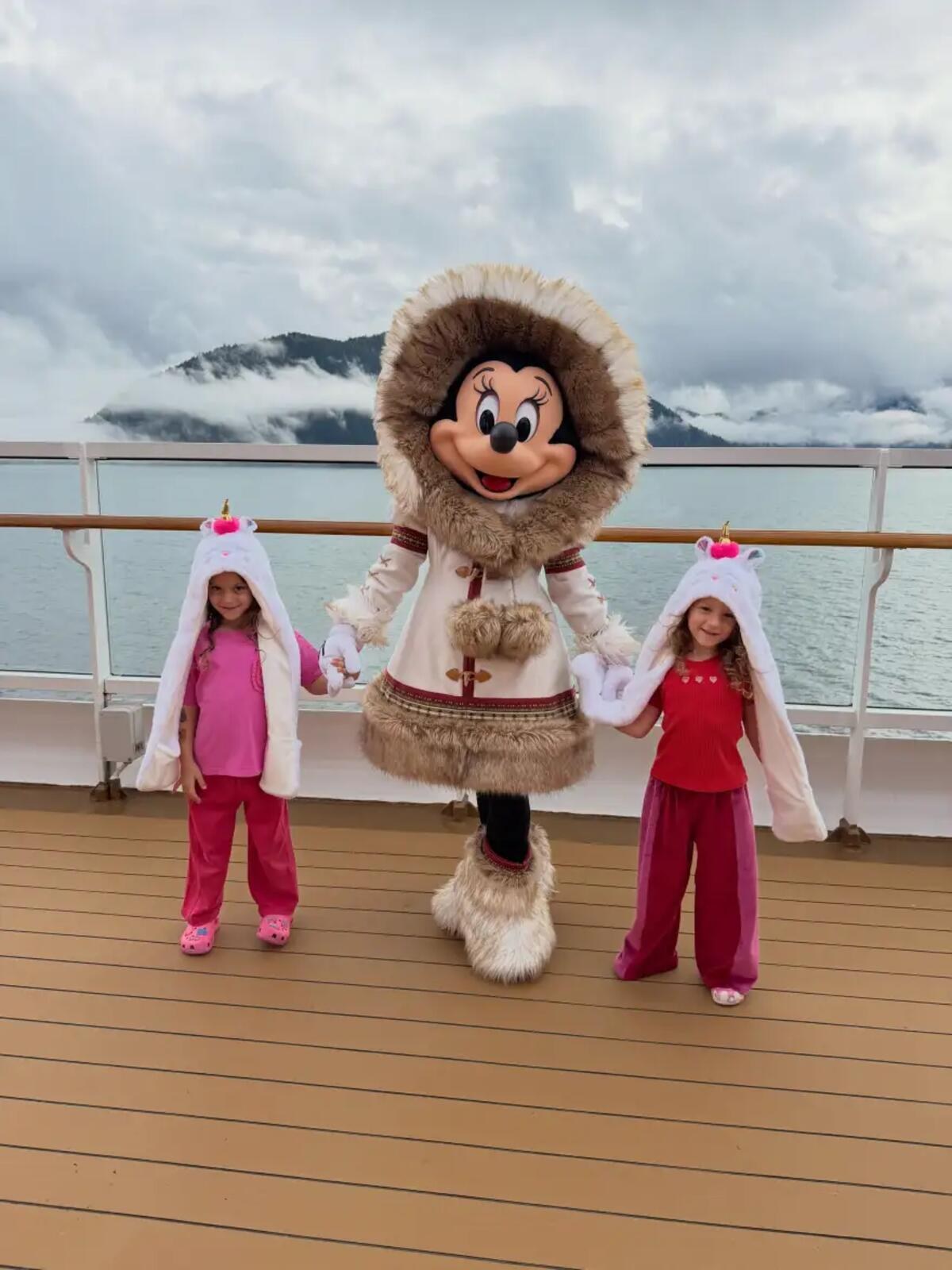 Οι δίδυμες κόρες Τανιμανίδη-Μπόμπα