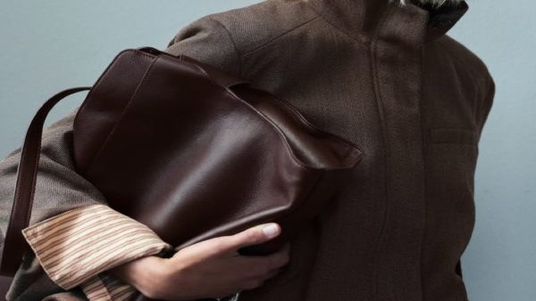 zara τσάντες