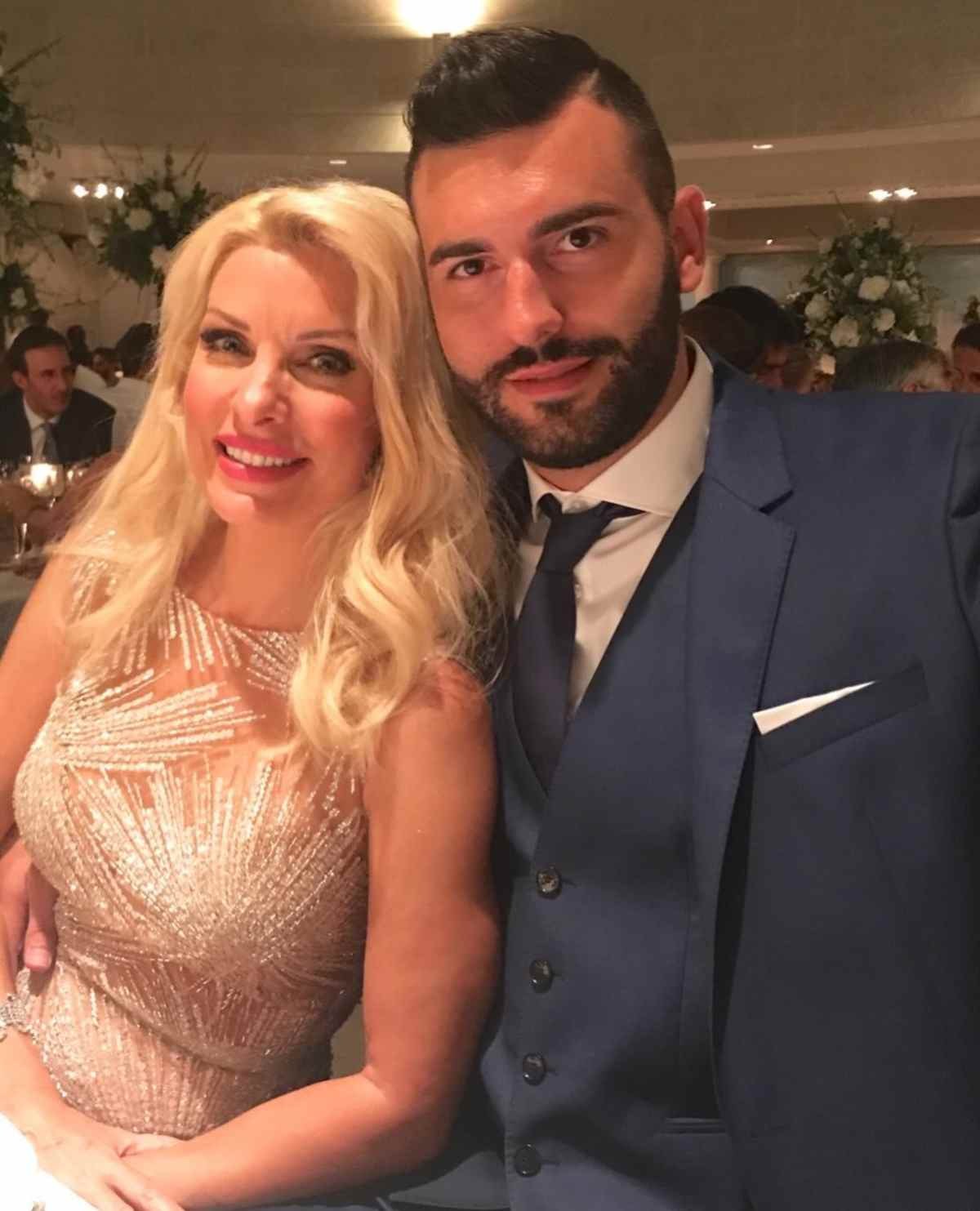 Μισόκαλος, Μενεγάκη