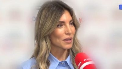 Αθηνά Οικονομάκου