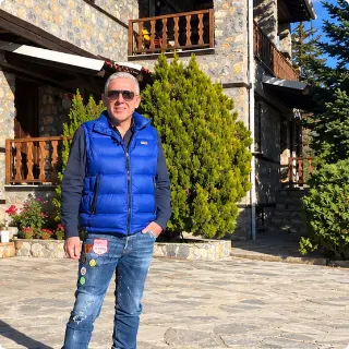 Τάσος Δούσης