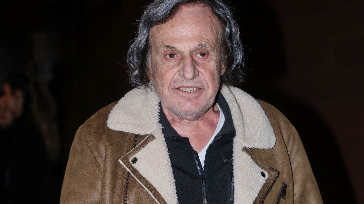 Βασίλης Παπακωνσταντίνου