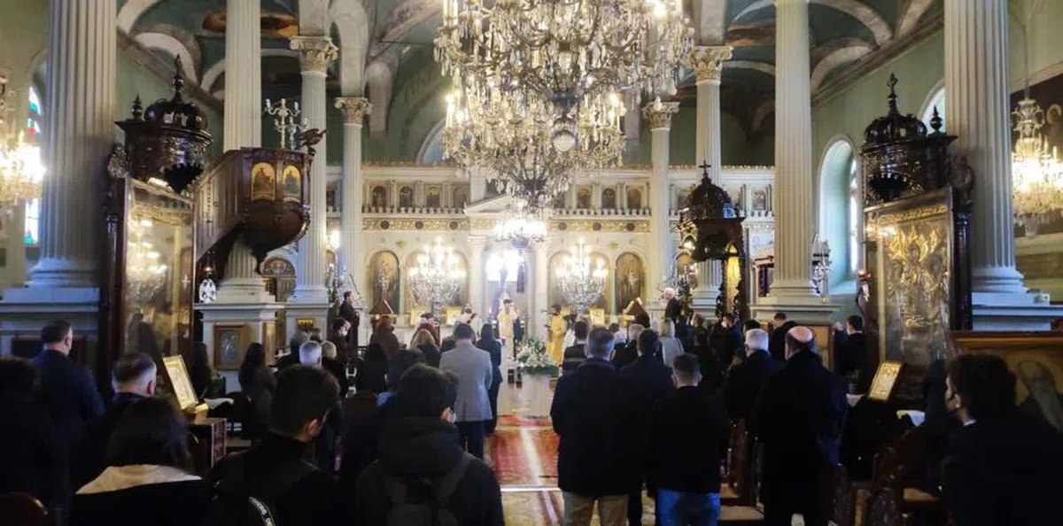 Κηδεία μητέρας Λιίολιου