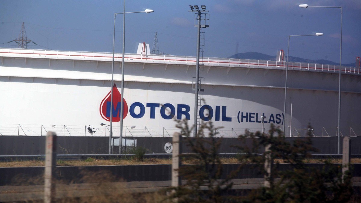 Motor oil