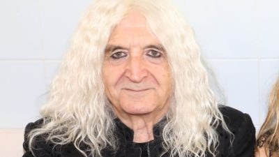 Νίκος Καρβέλας