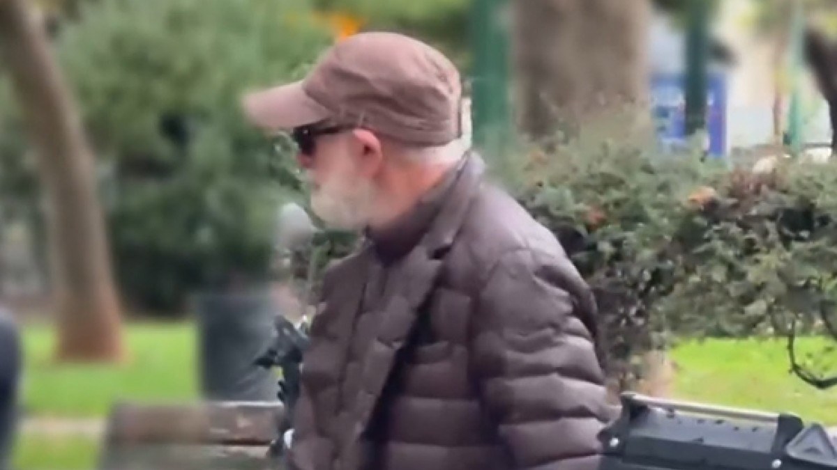 Πέτρος Φιλιππίδης