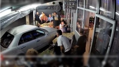 Θεσσαλονίκη - Μεθυσμένος μπουκάρει σε μαγαζί
