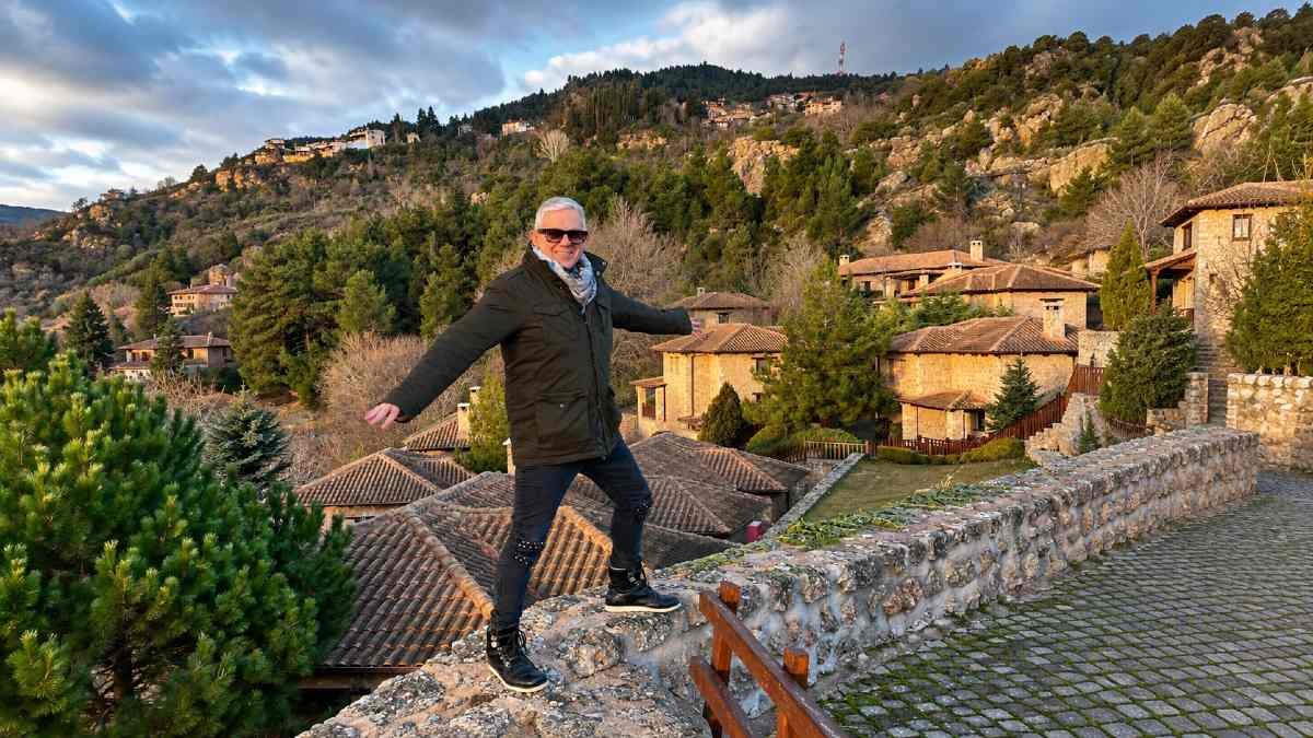 Tάσος Δούσης